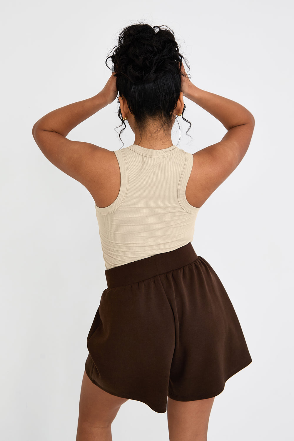 Expertly crafted from luxurious modal, our Lounge Short is the perfect addition to any loungewear collection. It's soft and comfortable fabric makes it ideal for lazy Sundays, providing a cozy fit for ultimate relaxation.&nbsp;  Featuring our signature tonal branding for an added touch of elegance, this short pairs perfectly with our matching modal ribbed basics to create a stylish, yet relaxed look. Whether you're lounging at home or enjoying a leisurely day, this lounge short promises unparalleled comfort